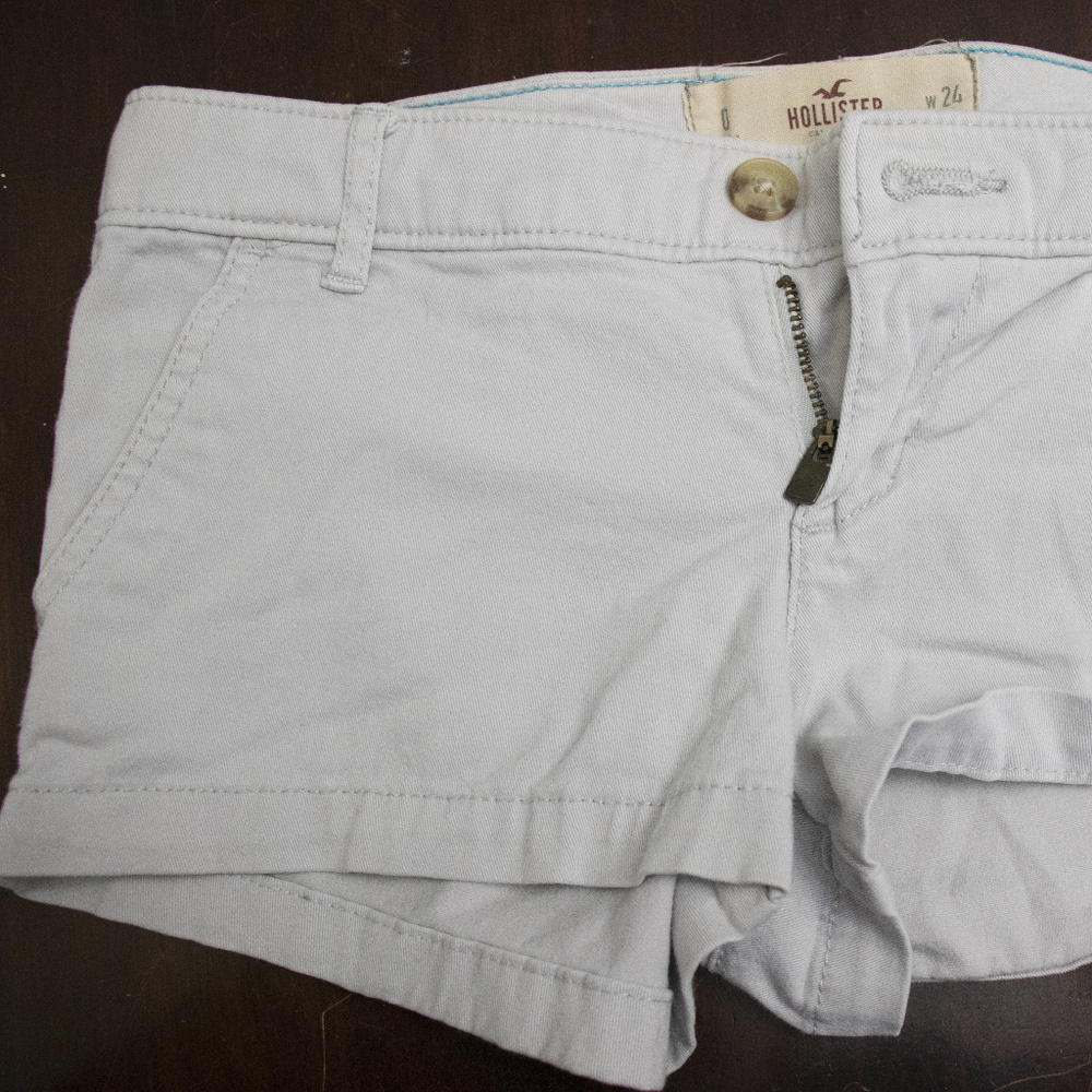 Beige Hollister Short Shorts